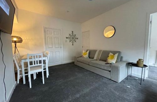 Glasgow House | Cardonald House