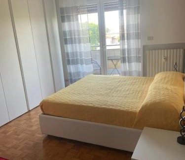 Monfalcone Apartment | Carducci Chic Appartamento con 2 camere Monfalcone