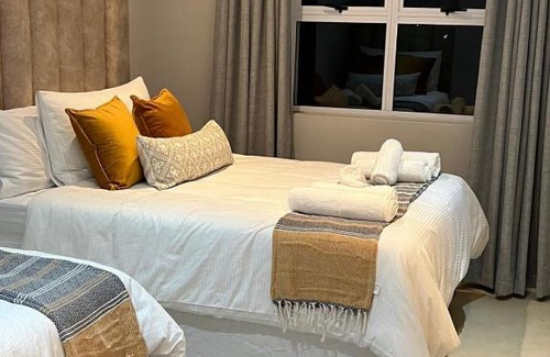 Port Edward House | Caribbeans Estates 76/34