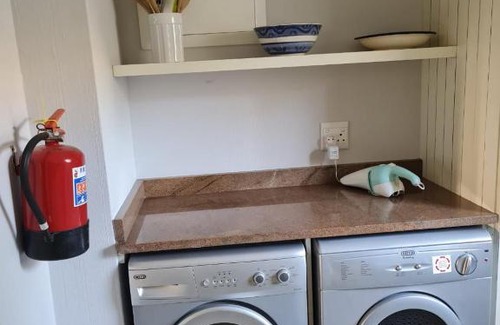 Port Edward House | Caribbeans Estates 76/34