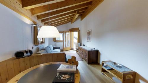 Sils-Maria Apartment | Carla 12