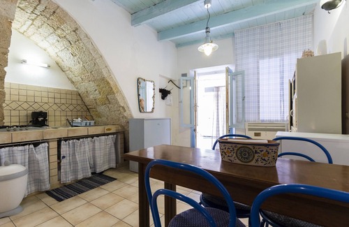 Carloforte Apartment | CARLOFORTE - Casa Margherita - studio