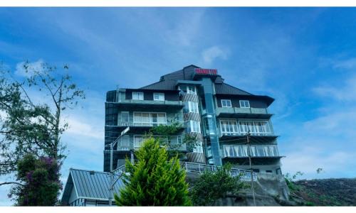 Nullatanni Hotel | Carmel Top Munnar
