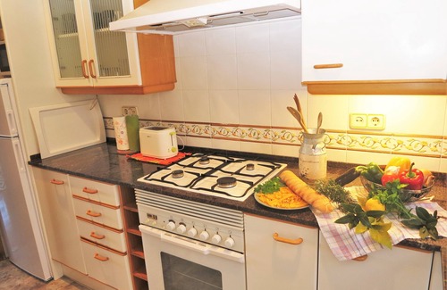 Montgat Apartment | "CARMEN SEAVIEW & BEACH": sea view, beach, balcony, parking, wifi, SAT-TV