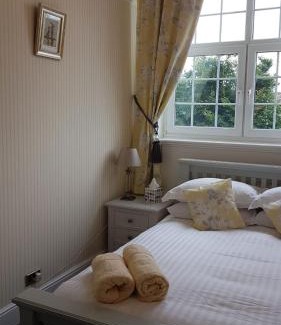 Swinton Apartment | Carnegie Library: Austen Apartment 2 bedroom