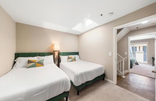 Ocean Park Apartment | Carnelian Calm-Pool BBQ Rooftop Walk to the Beach