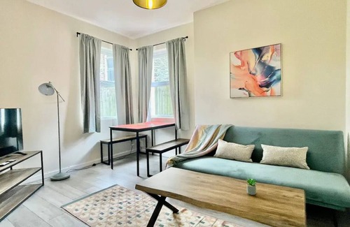Sketty House | Carnglas Charm Retreat