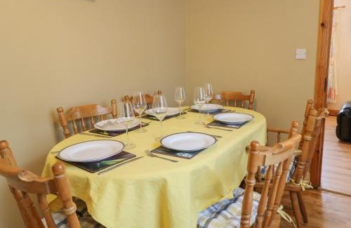Dungloe House | Carnmore Cottage