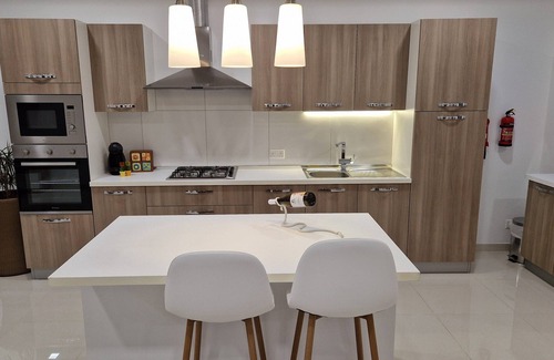Qrendi Apartment | Carousel - Modern Spacious Apartment