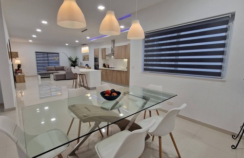 Qrendi Apartment | Carousel - Modern Spacious Apartment