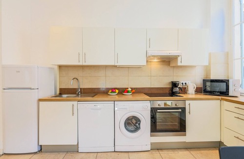 Musicians Quarter Apartment | CARRE D' OR TERRACE AP4015 by RIVIERA HOLIDAY HOME