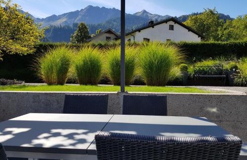 Valendas Apartment | Carrera - Ferienhaus mit Traumgarten (120m2) für max. 2 Personen