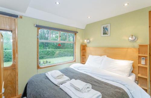 Jackfield Apartment | Carriage 1 - Coalport Station Holidays