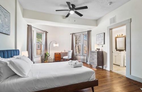 Hough Apartment | Carriage Manor - Sun Soaked 1BR - Close to CCF