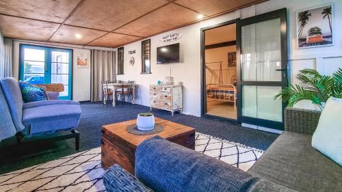 Westport Apartment | Carters Beach Seaside Accommodation