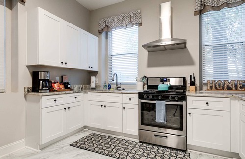 Museum District House | Carytown Charm: 1BR with King Bed/fully fenced