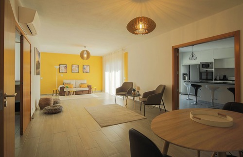 Peso da Regua House | Casa 4 caminhos