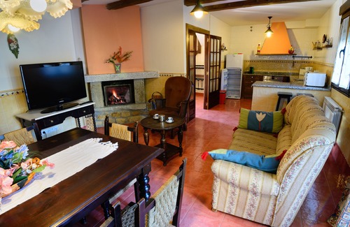 San Justo Cottage | CASA 4 PLAZAS TREFACIO