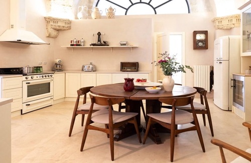 Centro Storico House | Casa a corte offers the best therapy to enjoy the perfect holiday in Salento.