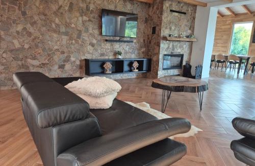Paltinoasa House | Casa Adam B