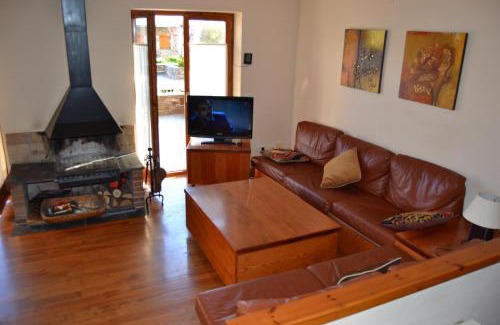 Ger Apartment | Casa adosada ideal familias en GER-PLETA DE SAGA