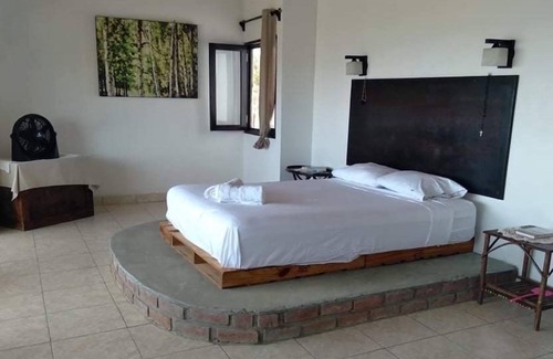 Mancora House | Casa Adriel best sunset view! 50 meters from the beach