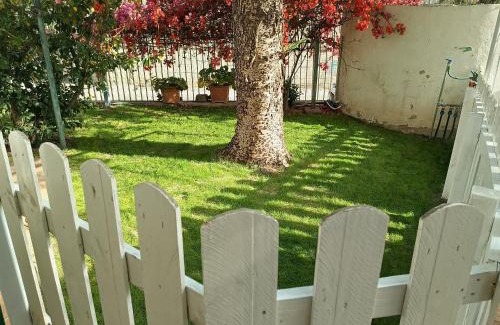 S'oru e Mari Apartment | Casa al Mare con Giardino Privato