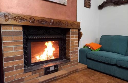 Azcona House | Casa Albaitar - con Piscina y Sala de juegos