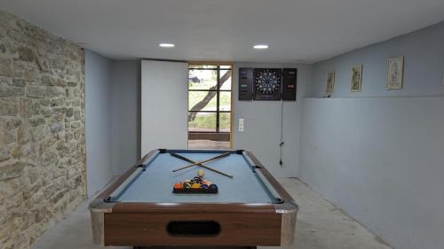 Azcona House | Casa Albaitar - con Piscina y Sala de juegos