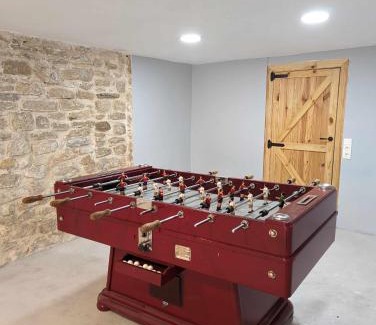 Azcona House | Casa Albaitar - con Piscina y Sala de juegos