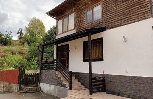 Malaia House | Casa Alex