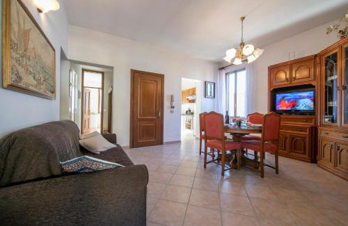 Leggiuno Apartment | Casa Amabile With Salty water Pool - Happy Rentals