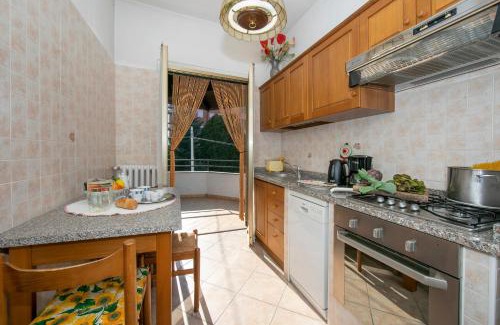 Leggiuno Apartment | Casa Amabile With Salty water Pool - Happy Rentals