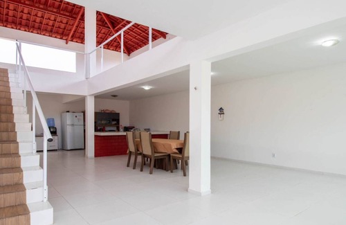 Beberibe House | Casa ampla a 6 minutos da praia em Beberibe