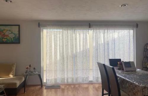 Pachuca House | Casa amplia en fraccionamiento tranquilo