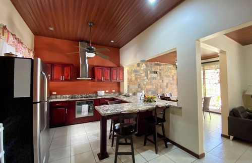 Liberia House | Casa Amura : Guesthouse with 5 cozy rooms in Liberia downtown