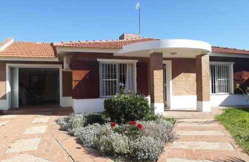 Merlo House | Casa Anémona