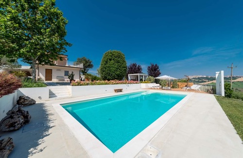 Fermo Villa | Casa Angela 6, Emma Villas
