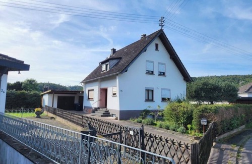 Musch House | Casa Anita Ferienhaus Nähe Nürburgring, Großer Garten. Familiefreundlich!