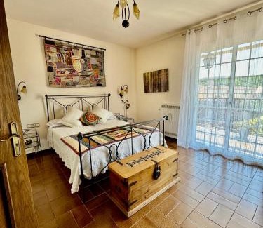 Collbato House | Casa Annie