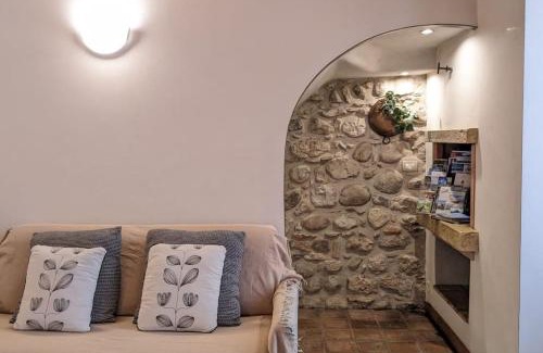 Torri del Benaco Apartment | Casa Antiche Mura