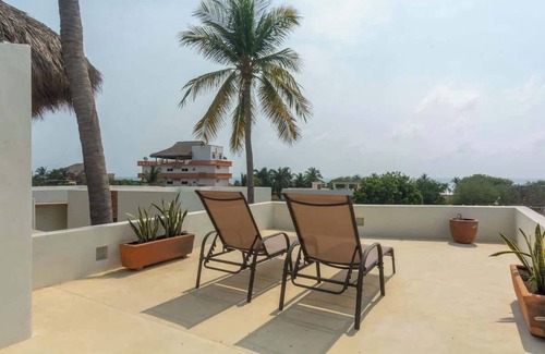 Brisas de Zicatela Apartment | Casa Aymara 502: Private balcony and Rooftop