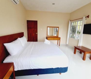 Dzilam de Bravo House | Casa Azul Cielo