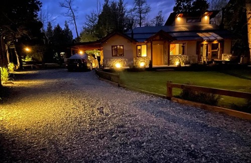 La Villa Ski Chalet | CASA AZUL LIMAY VILLA LA ANGOSTURA