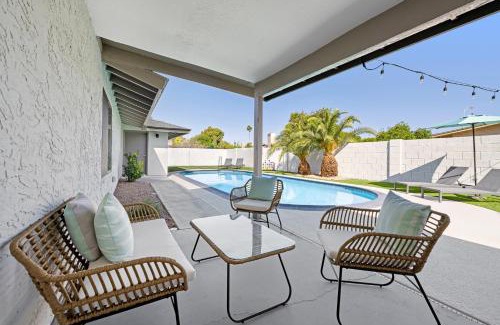 Mesa House | Casa Azul