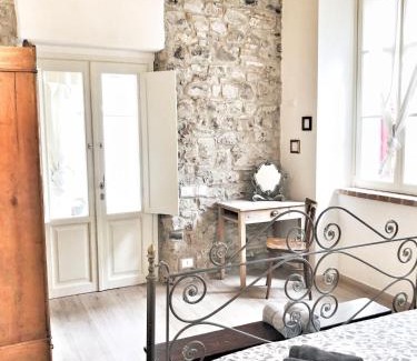 Peschiera Maraglio Bed & Breakfast | Casa Barteèi