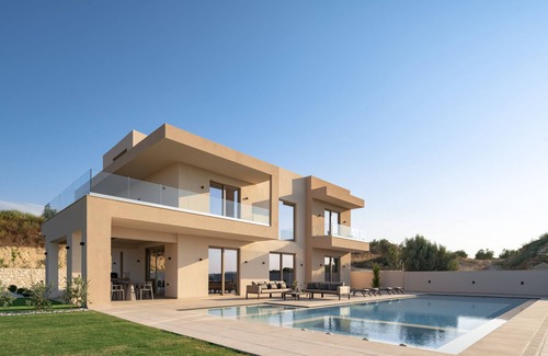 Perama Villa | Casa Beleza Villa, a Mythical Retreat