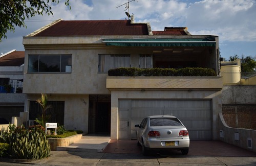 Ciudad Jardin House | Casa Bella Completa en Ciudad Jardín