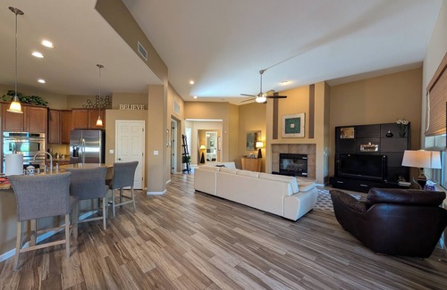 Rancho Vistoso House | Casa Bella-Luxury home on corner lot, bring your fur baby.