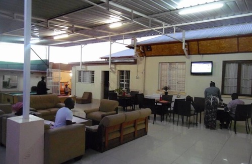 Windhoek West House | casa bem vindo Windhoek (3)